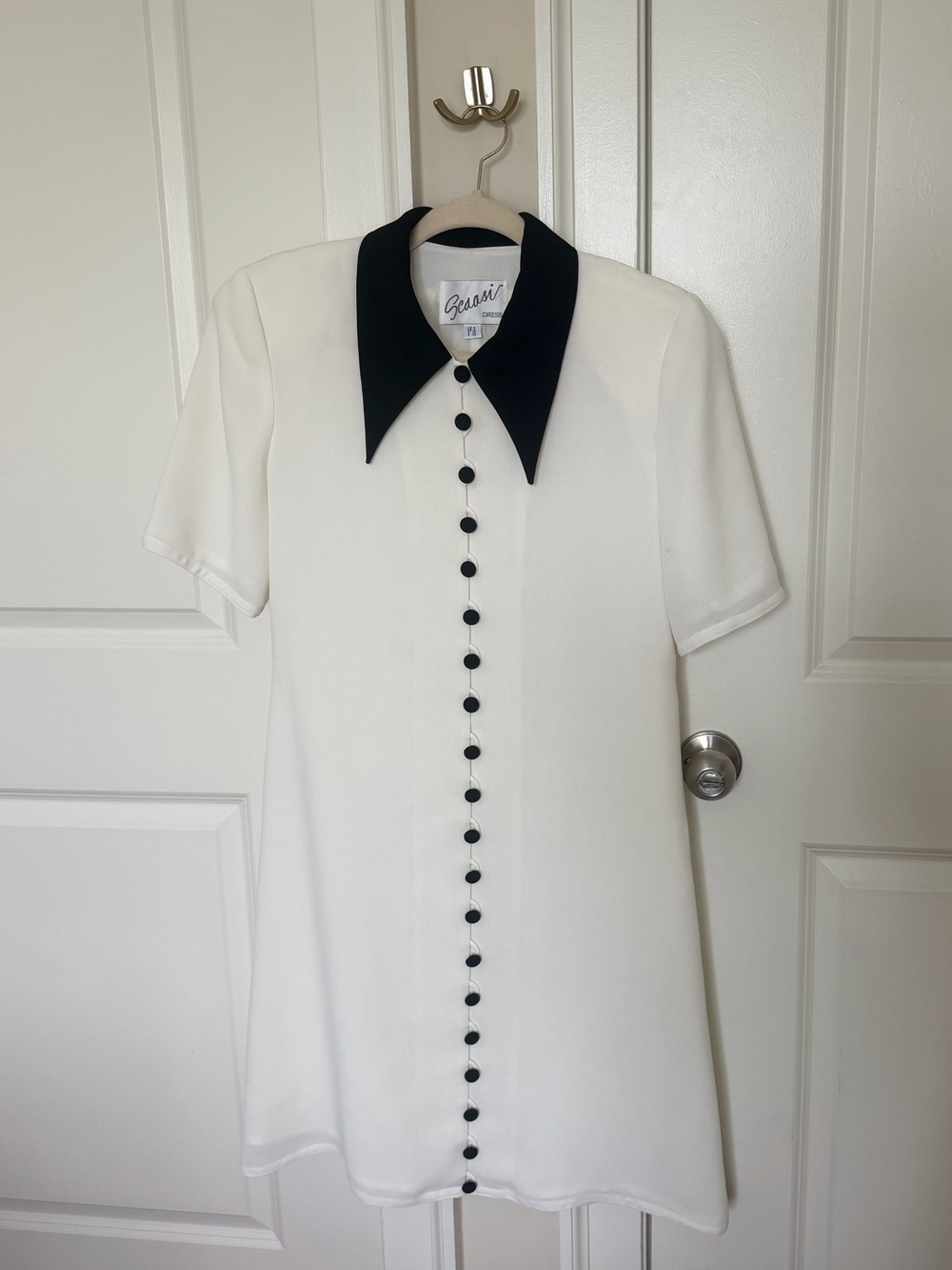 Vintage 90s Scaasi Cream Black Contrast Collar Button Front Midi Dress